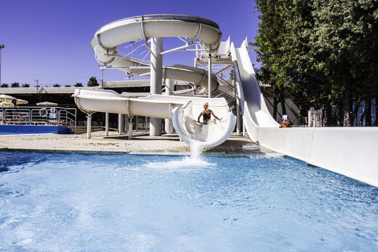 Villaggio Lido D'Abruzzo Roseto Degli Abruzzi Exteriör bild