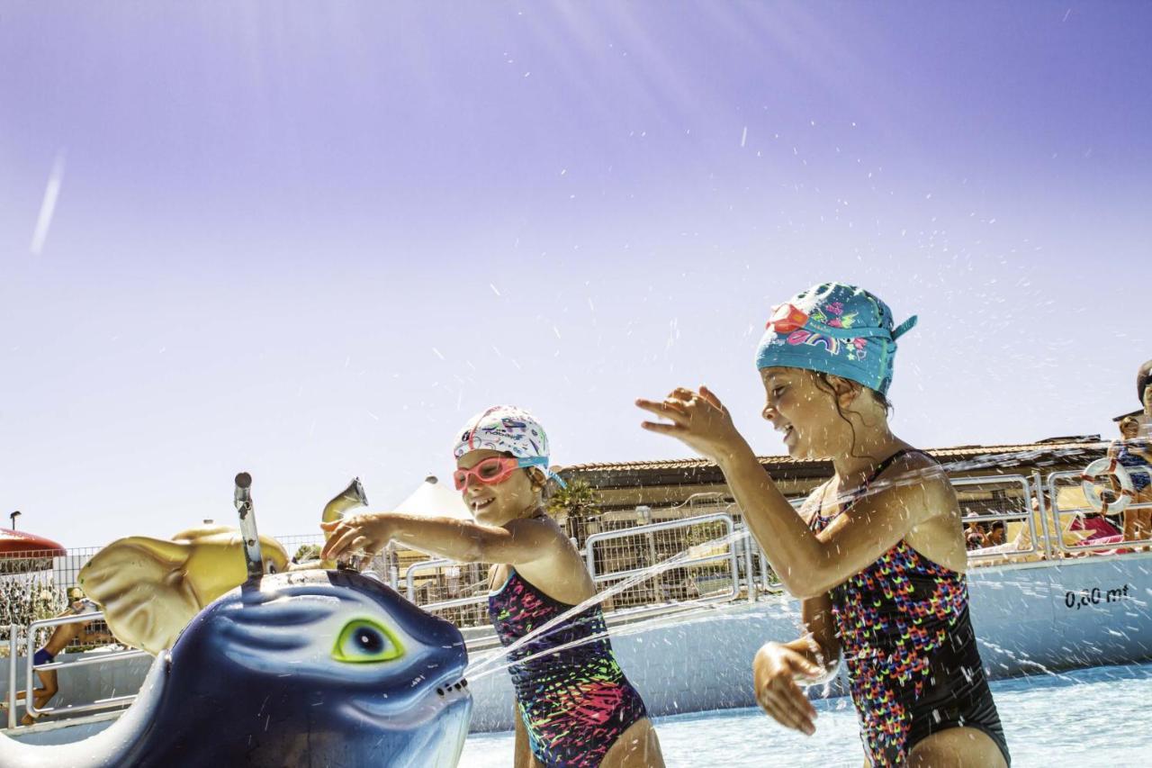 Villaggio Lido D'Abruzzo Roseto Degli Abruzzi Exteriör bild