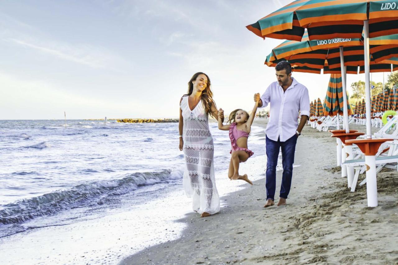 Villaggio Lido D'Abruzzo Roseto Degli Abruzzi Exteriör bild